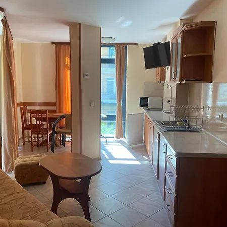Apartment отличен двустаен до 4 души 211 *